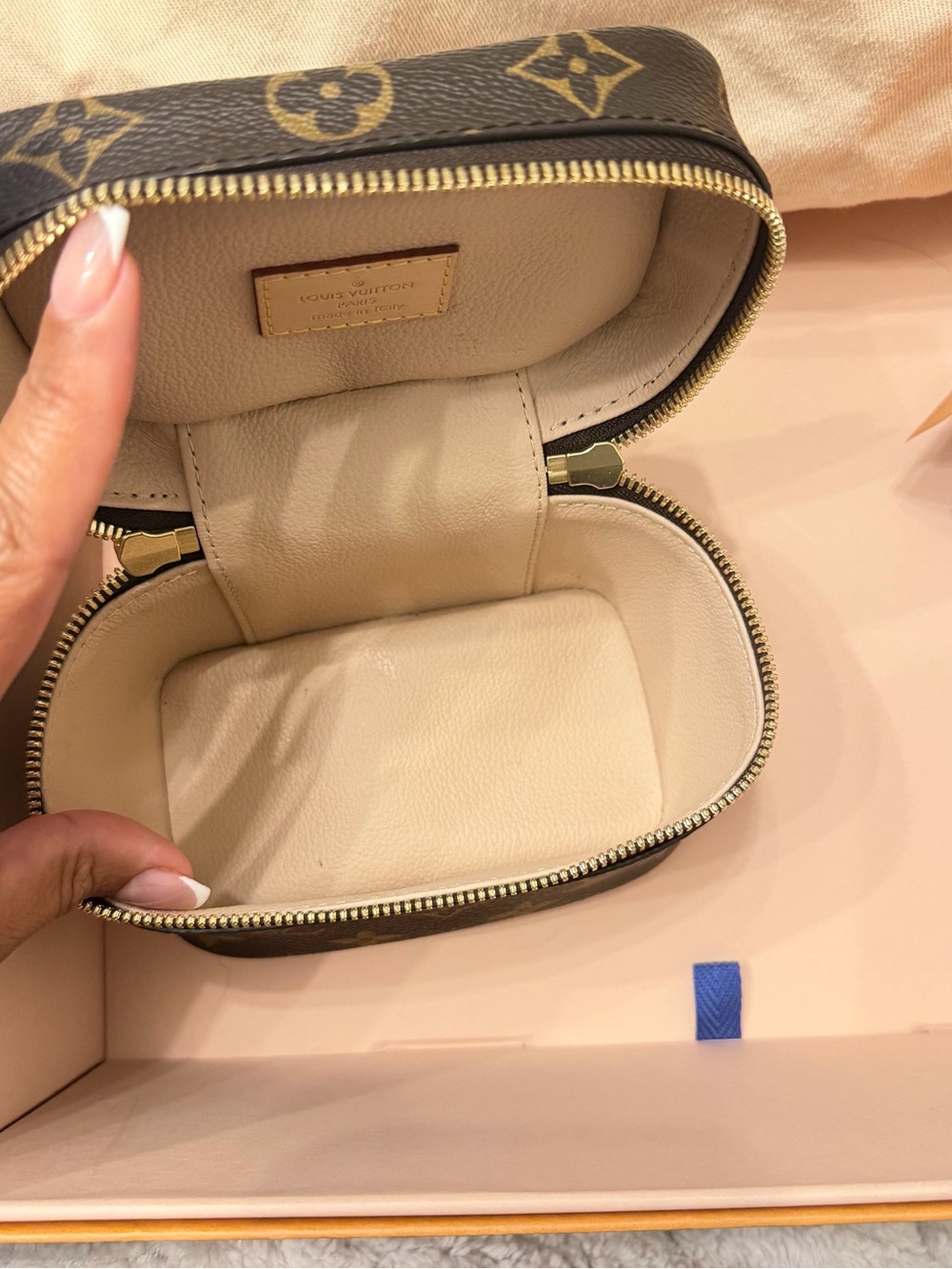 Louis Vuitton Brown Monogram Canvas Cream Interior Small Vanity Case